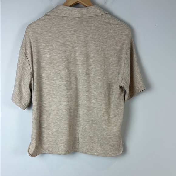 Calvin Klein Tan Short Sleeve Tee Relaxed Fit Size Medium - Picture 3 of 6